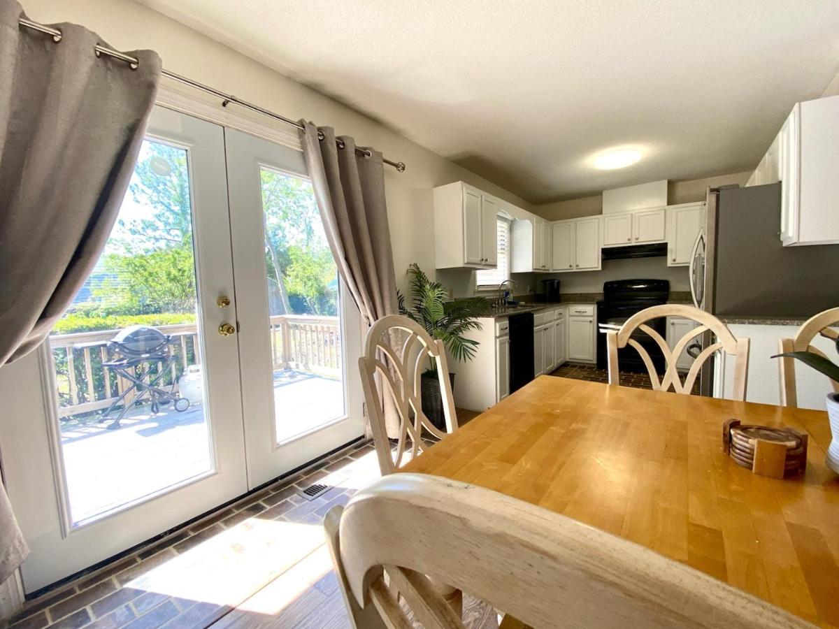 Cozy Three Bedroom House With Fireplace Wilmington Exteriér fotografie