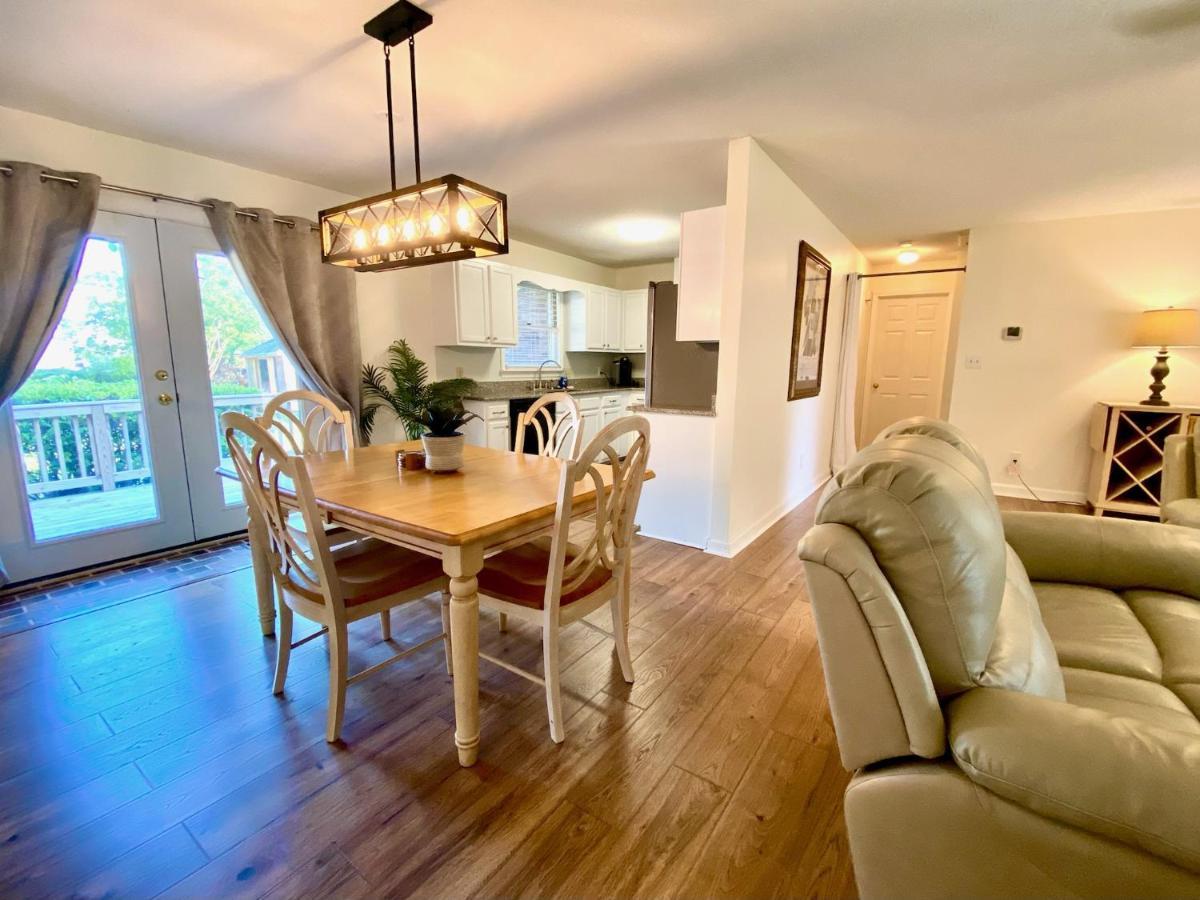 Cozy Three Bedroom House With Fireplace Wilmington Exteriér fotografie